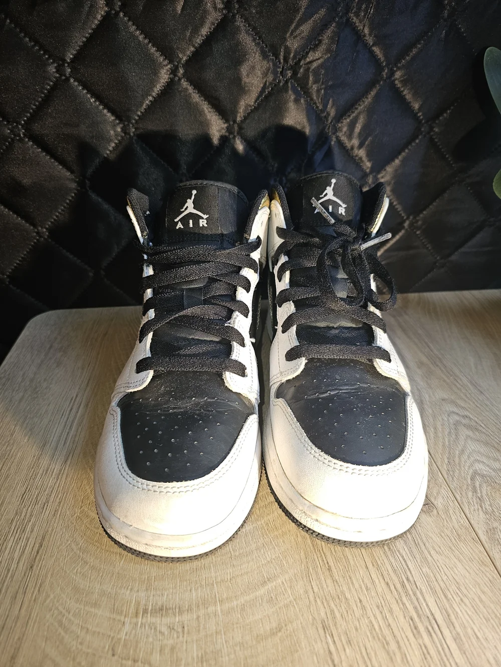 Nike Air Jordan 1 Mid White Black Gold Sneakers